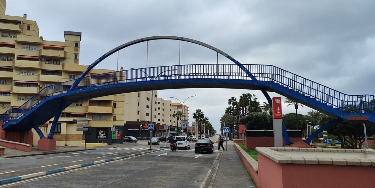 Puente que se derribará el lunes en La Línea