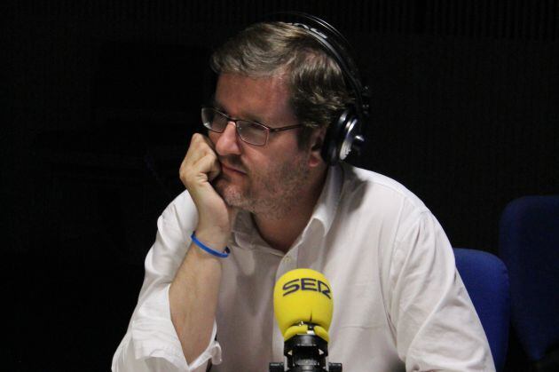 Rafael Simancas, en los estudios de la Cadena SER