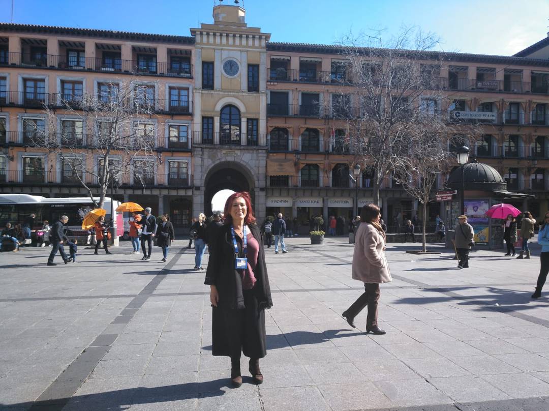 Almudena Cencerrado en la toledana Plaza de Zocodover