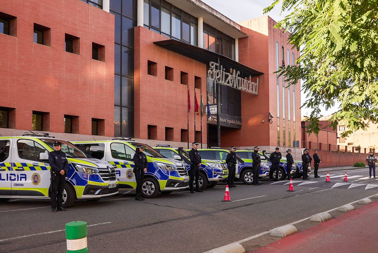 Nuevos vehículos de la Policía Local (Prensa Ayuntamiento)