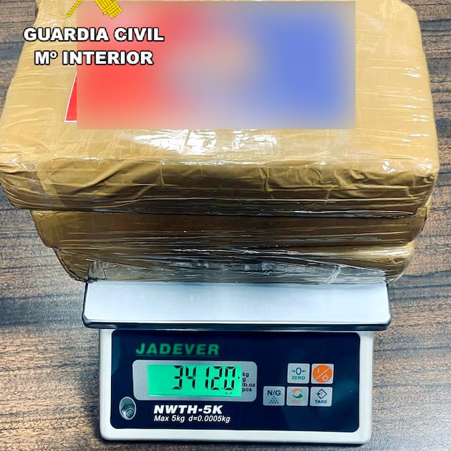 Detenido un hombre con 3,4 kilos de cocaína en la A-316 a la altura de Baeza