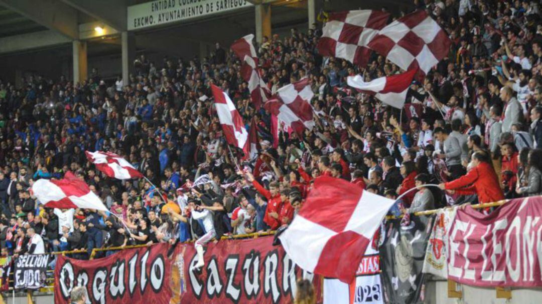 Los niños tendrán regalos y descuentos en el partido contra el FC Barcelona