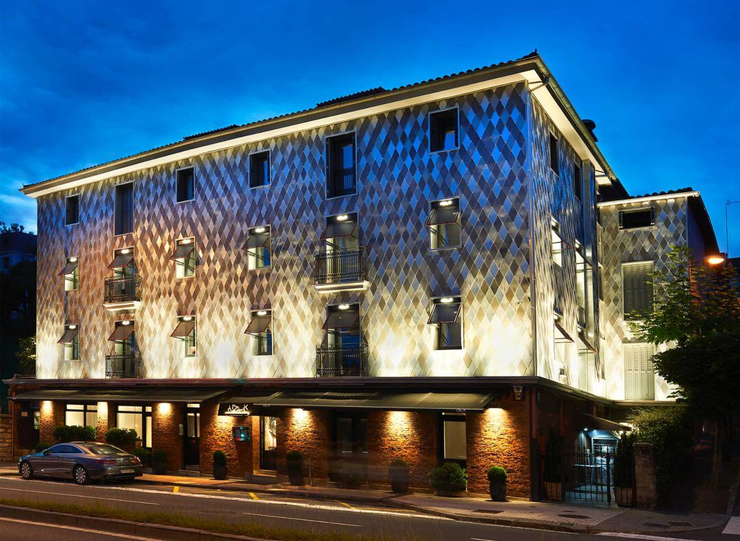 Fachada del restaurante de Juan Mari Arzak en San Sebastián