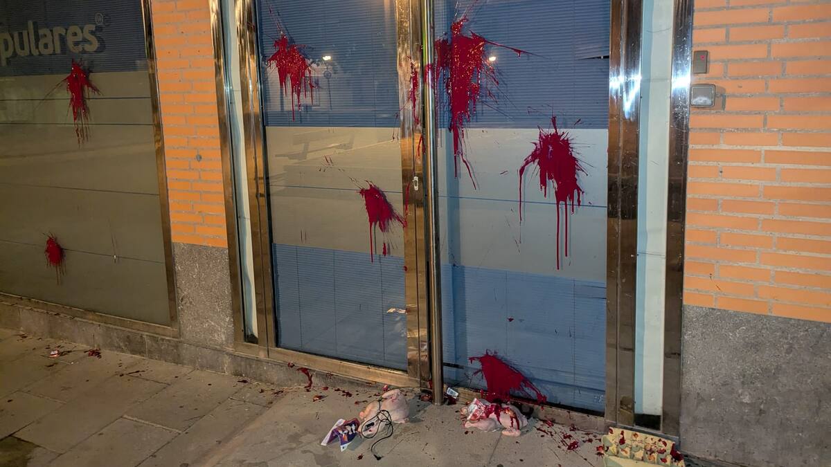 Vandalizada la sede del Partido Popular en Huesca