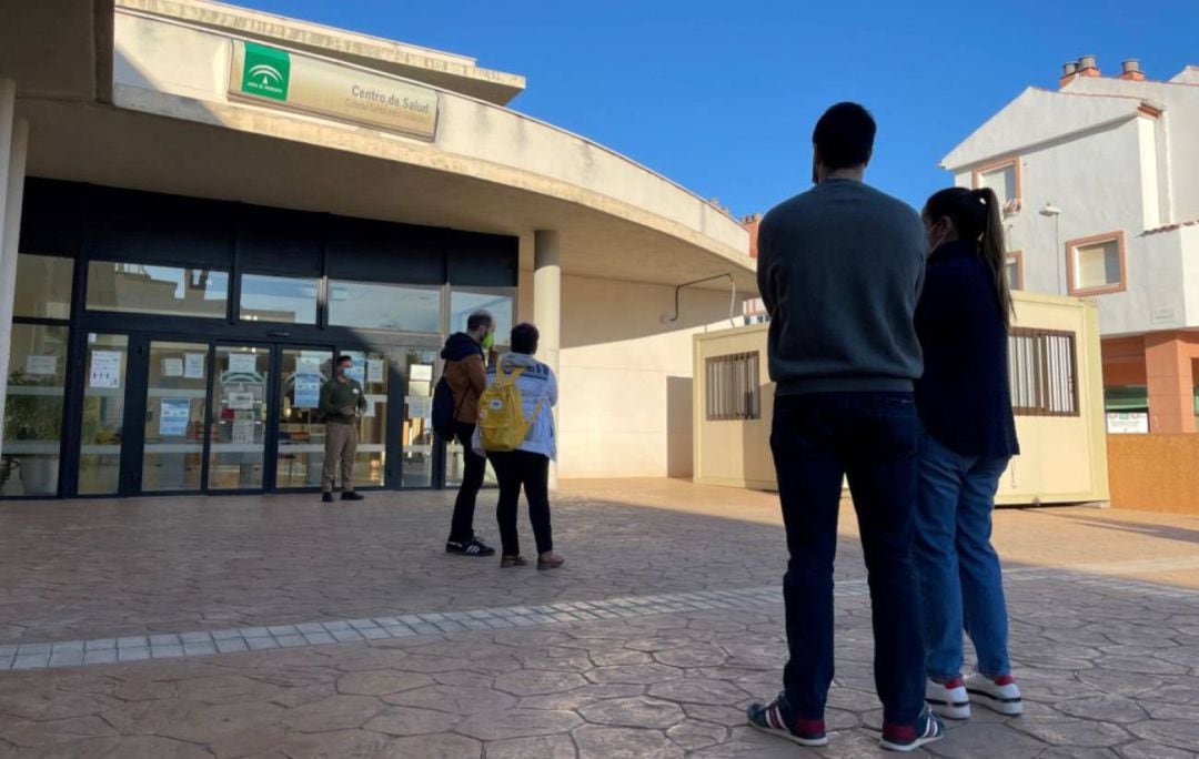Imagen de archivo del centro de Salud de Teatinos, en Málaga capital