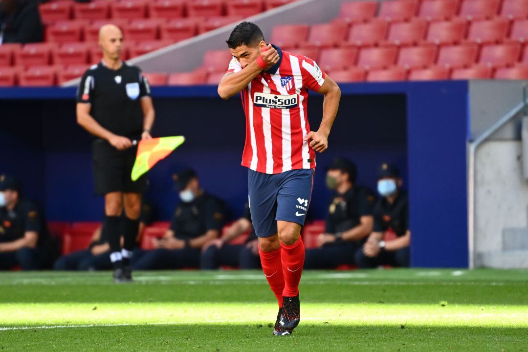 Suárez, durante su primer partido como rojiblanco. 