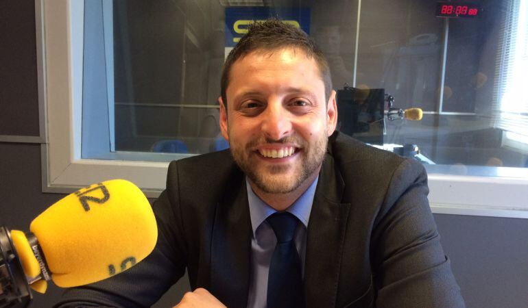 El portaveu de Ciutadans a Tarragona, Rubén Viñuales, als estudis de la SER.