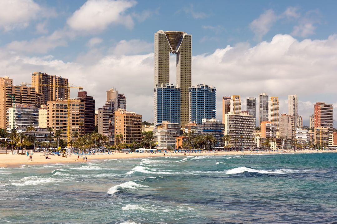 Imagen de la playa de Benidorm, una de las ciudades más turísticas de la Comunitat Valenciana. 