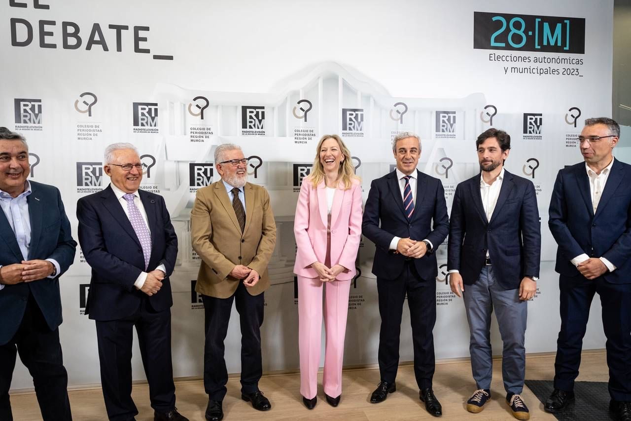 Maria José Ros, minutos antes de participar en el debate electoral de candidatos a la presidencia de la Región de Murcia