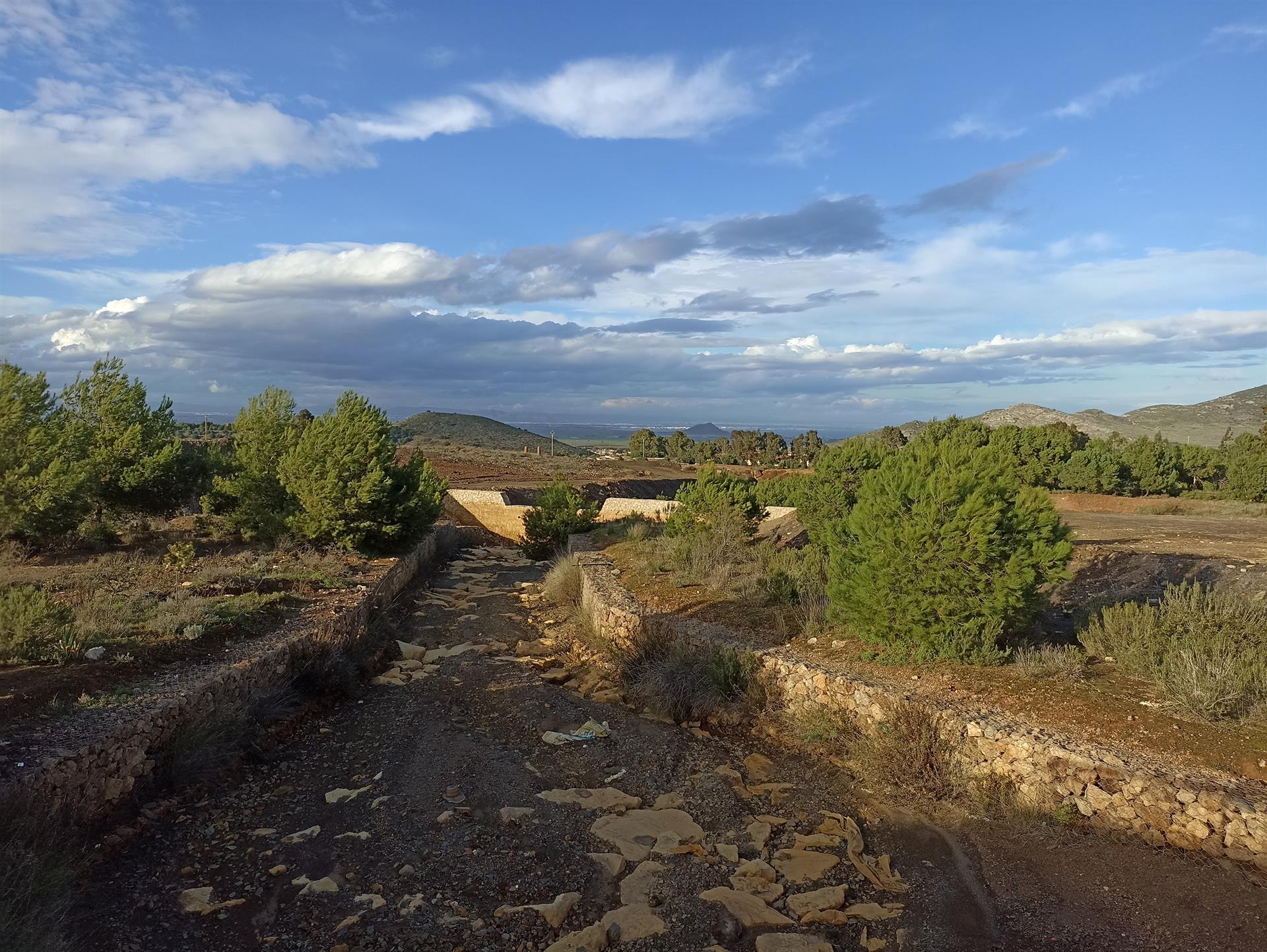 Archivo - Agua.- La CHS somete a información pública el proyecto de restauración de la rambla del Beal, en Cartagena (Murcia)