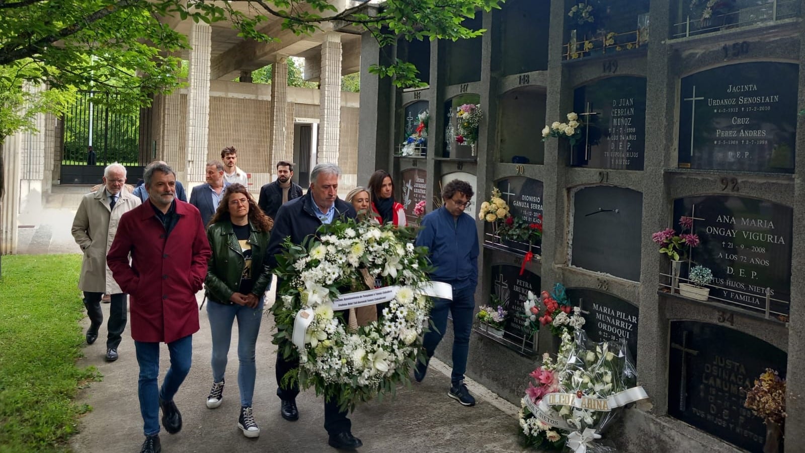 Homenaje del Ayuntamiento de Pamplona a Tomás Caballero en el 27º aniversario de su asesinato. Cadena SER
