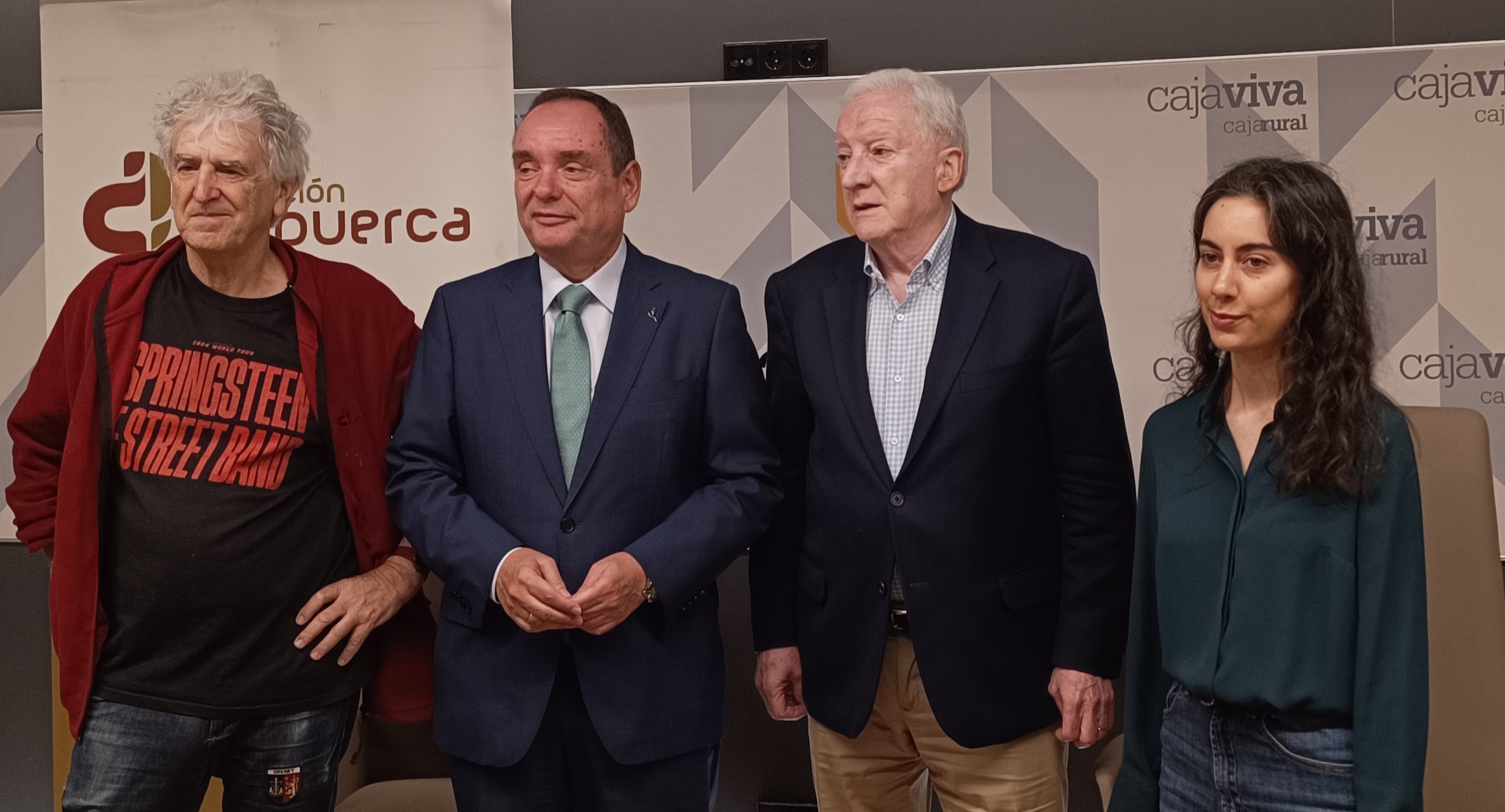 De izda a dcha: Arsuaga, Sobremonte, Méndez Pozo y Raquel Blázquez