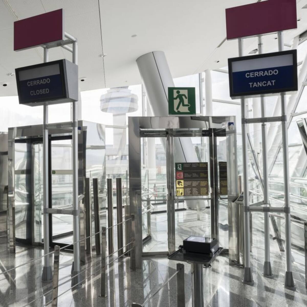 18 estudiantes murcianos entre los afectados por un brote de Covid tras un viaje fin de curso a Mallorca