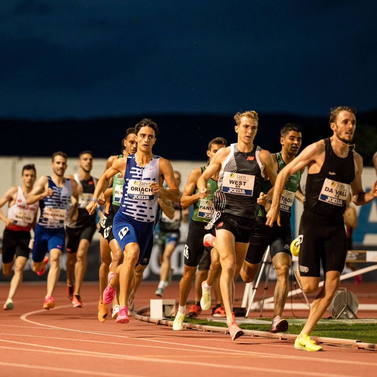 Un sensacional Pol Oriach consigue la mínima para el Mundial absoluto y Europeo sub23 en 1.500