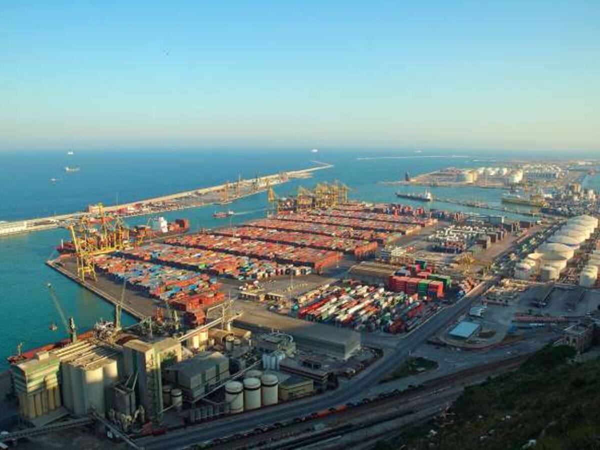 El port identificarà automàticament les matrícules