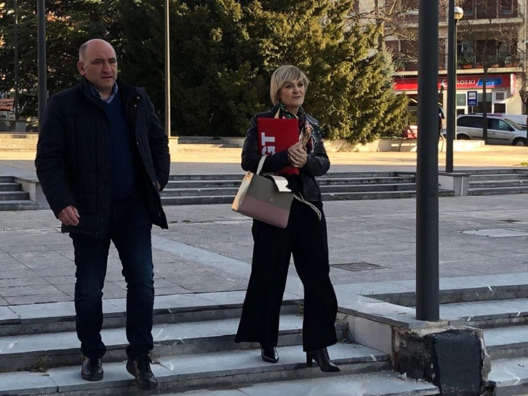 Marisol Vicente, secretaria de Política Sindical de UGT Navarra y Augusto Paredes, secretario de Organización del sindicato