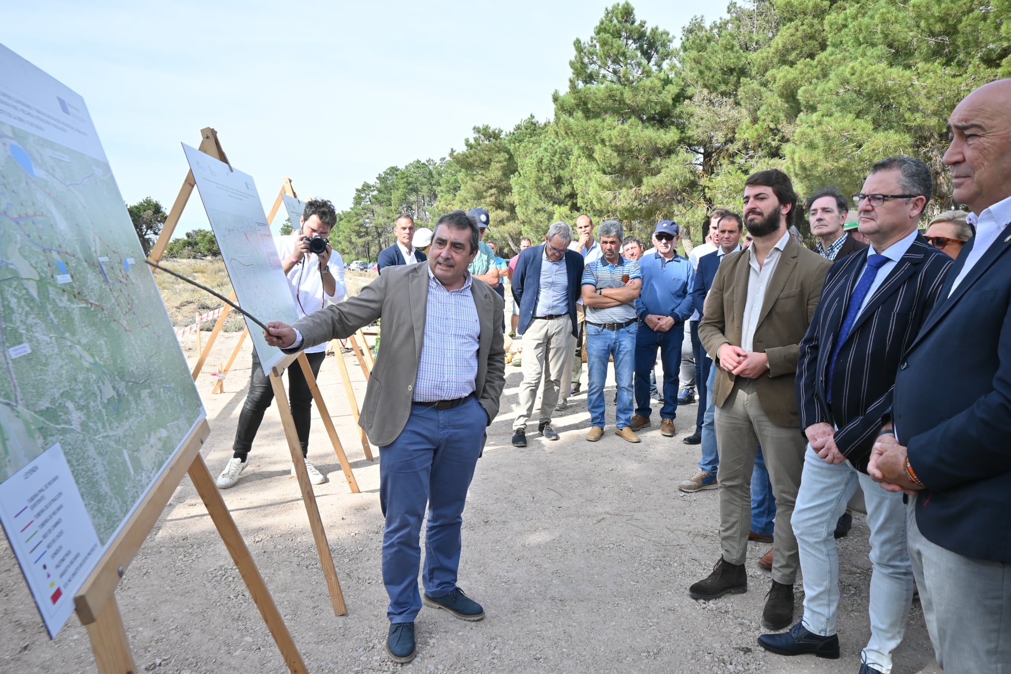 Inicio de las obras de mejora del regadío en El Carracillo