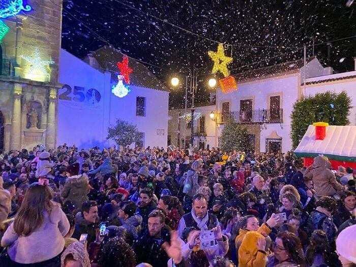 Un momento de una nevada en Los Barrios