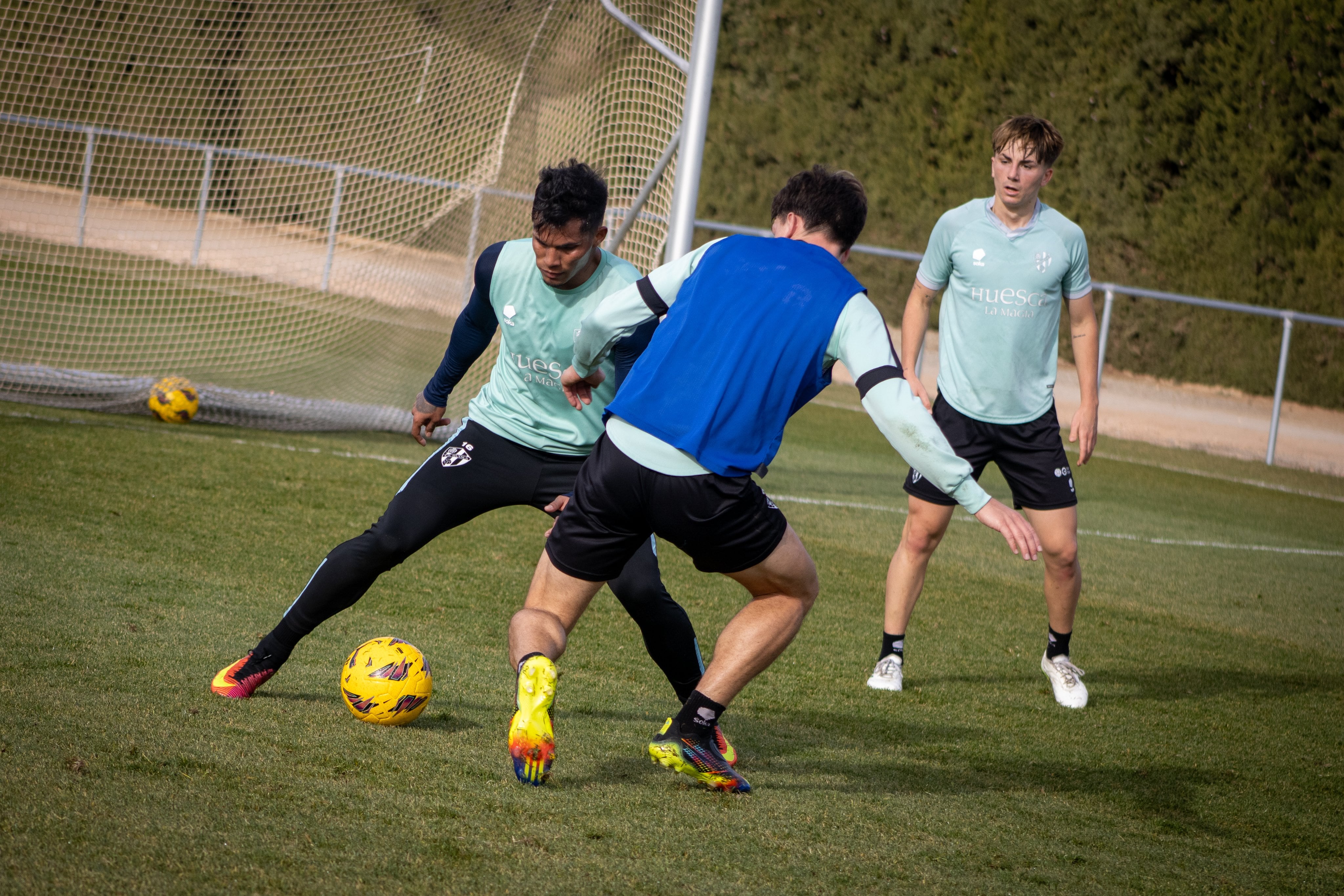 El Huesca se ejercitaba este lunes en la Base Aragonesa de Fútbol