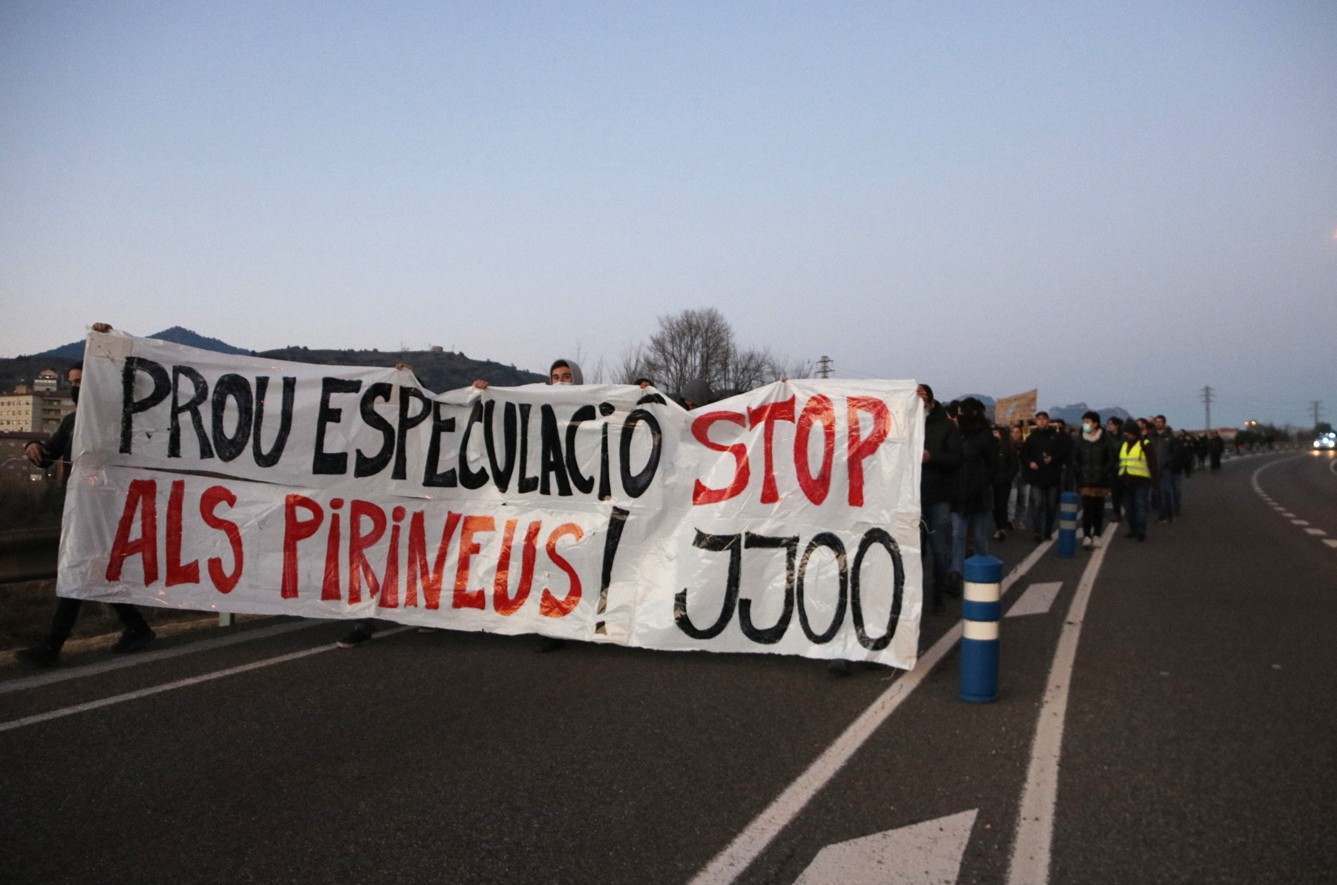 Imatge de la manifestació de diumenge passat a Berga contra la candidatura dels Jocs d&#039;Hivern