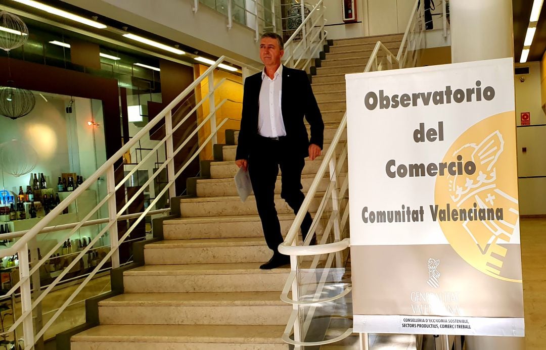 El conseller de Economía Sostenible, Rafael Climent tras el Observatorio del Comercio