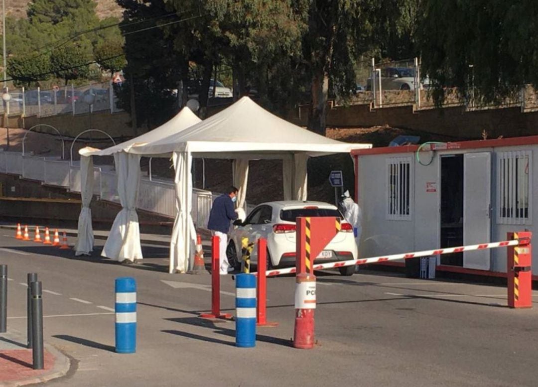 Hospital Elda realizando pruebas para la detección del coronavirus