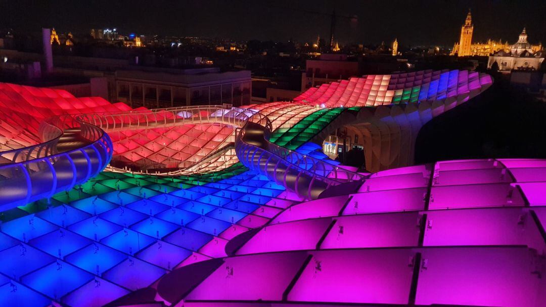 La iluminación del Metropol Parasol.