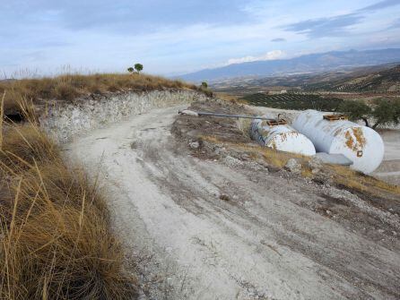 Otra vista de la parcela usurpada