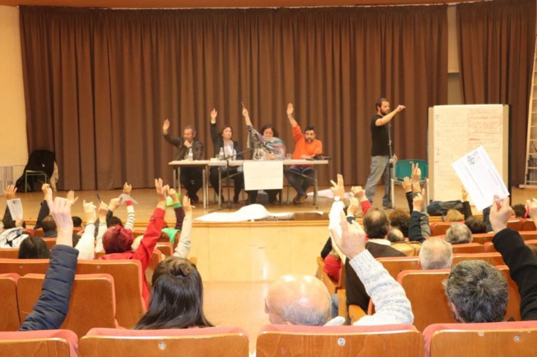 Asamblea de la confluencia (archivo).