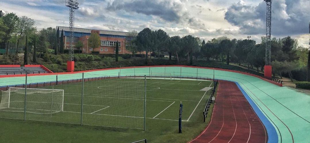 El plan integral de remodelación y reparación de instalaciones deportivas comenzó hace un año