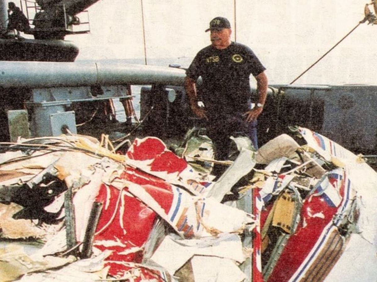 L'accident d'avioneta de John F. Kennedy Jr, 26 anys després: què va passar?