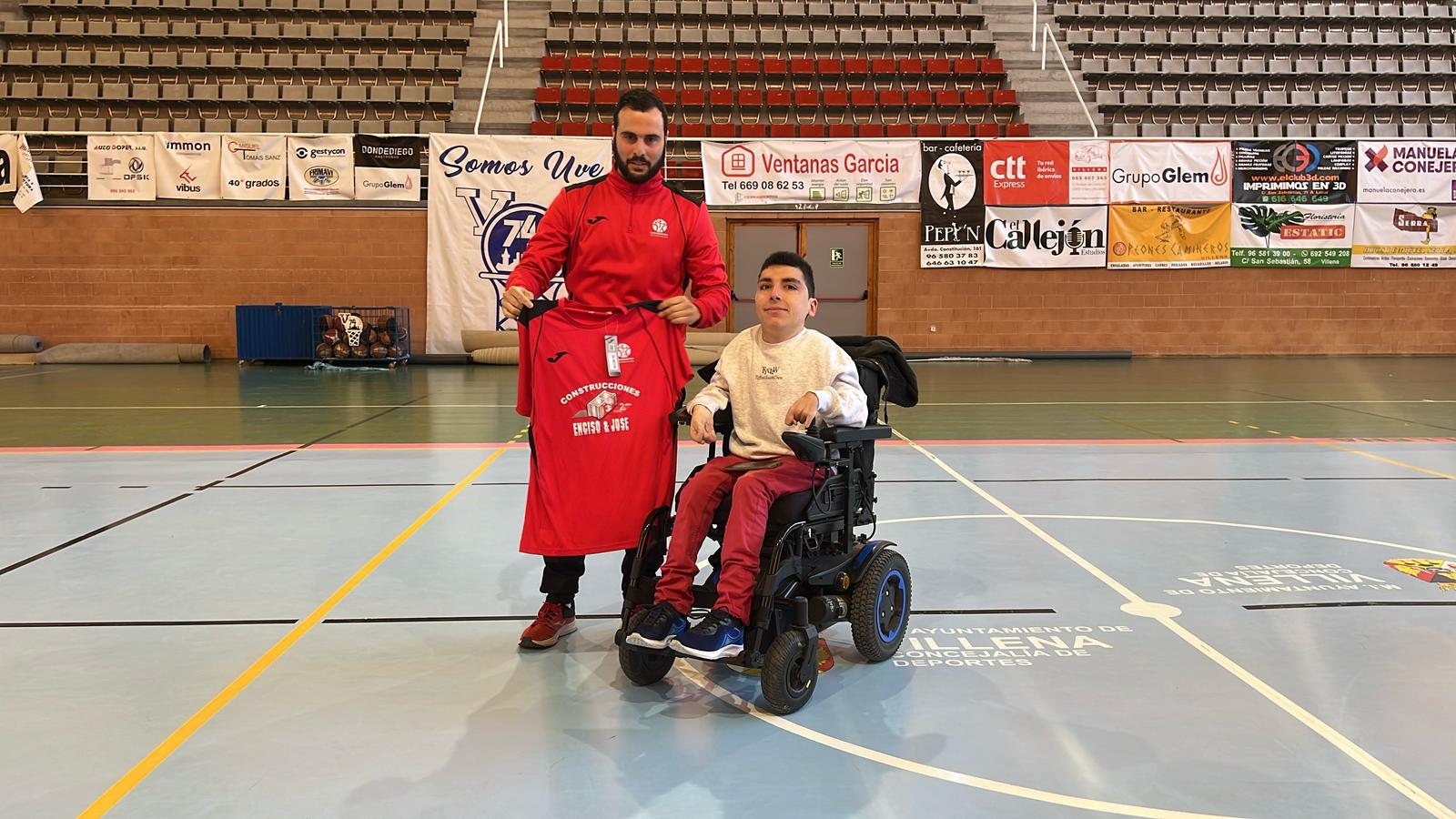 Momento del homenaje a Juan Montilla