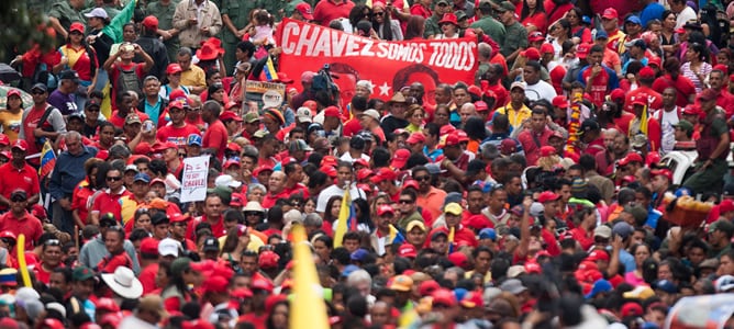 Seguidores del Hugo Chávez en una concentración de apoyo al presidente venezolano en Caracas