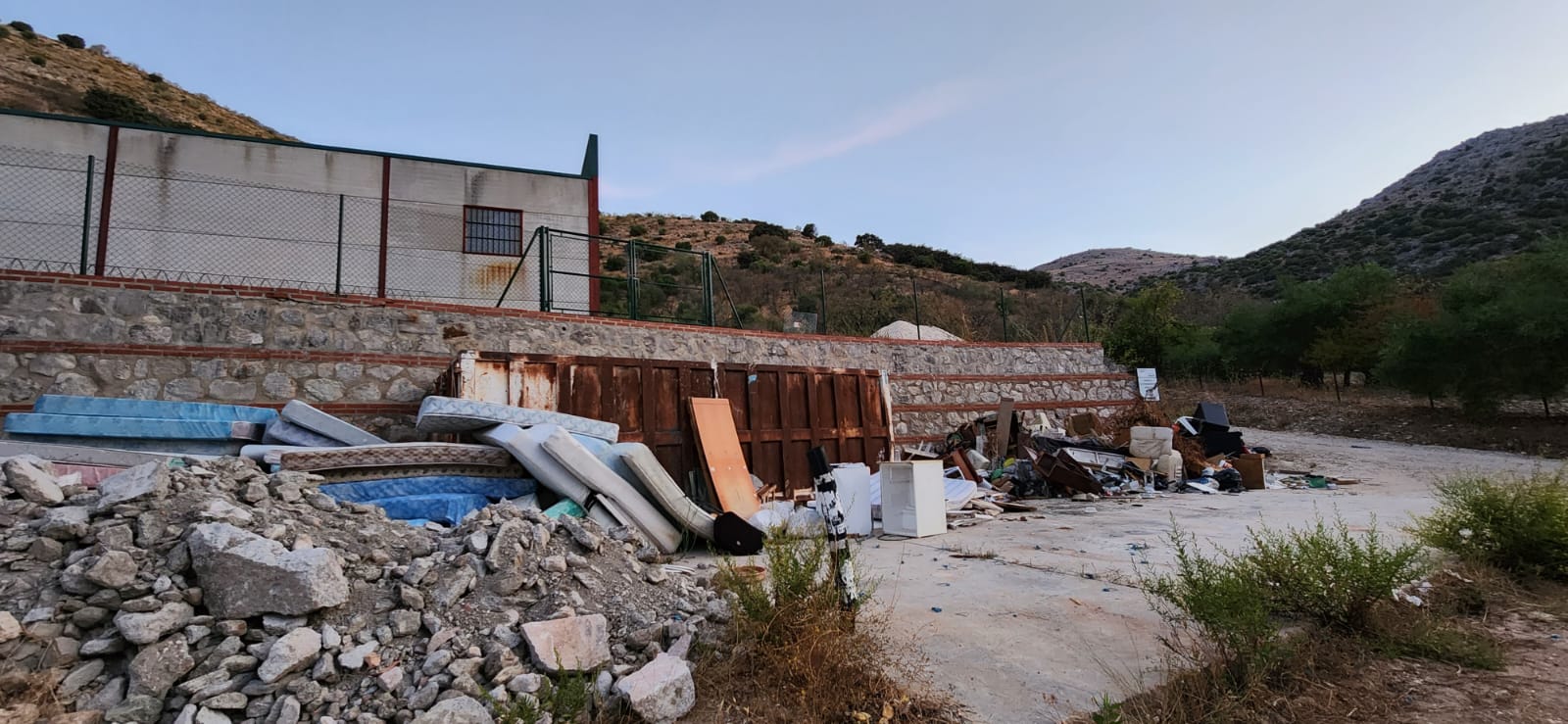 Imagen del Punto Limpio de Alpandeire, en la Serranía de Ronda