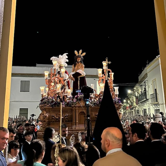 Fotografía de una publicación de la Agrupación