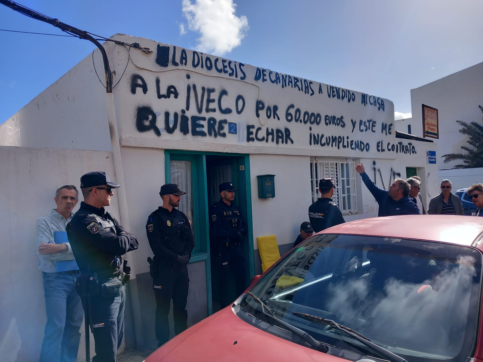 Desahucio de una vivienda en el barrio de Argana de Arrecife, capital de Lanzarote.