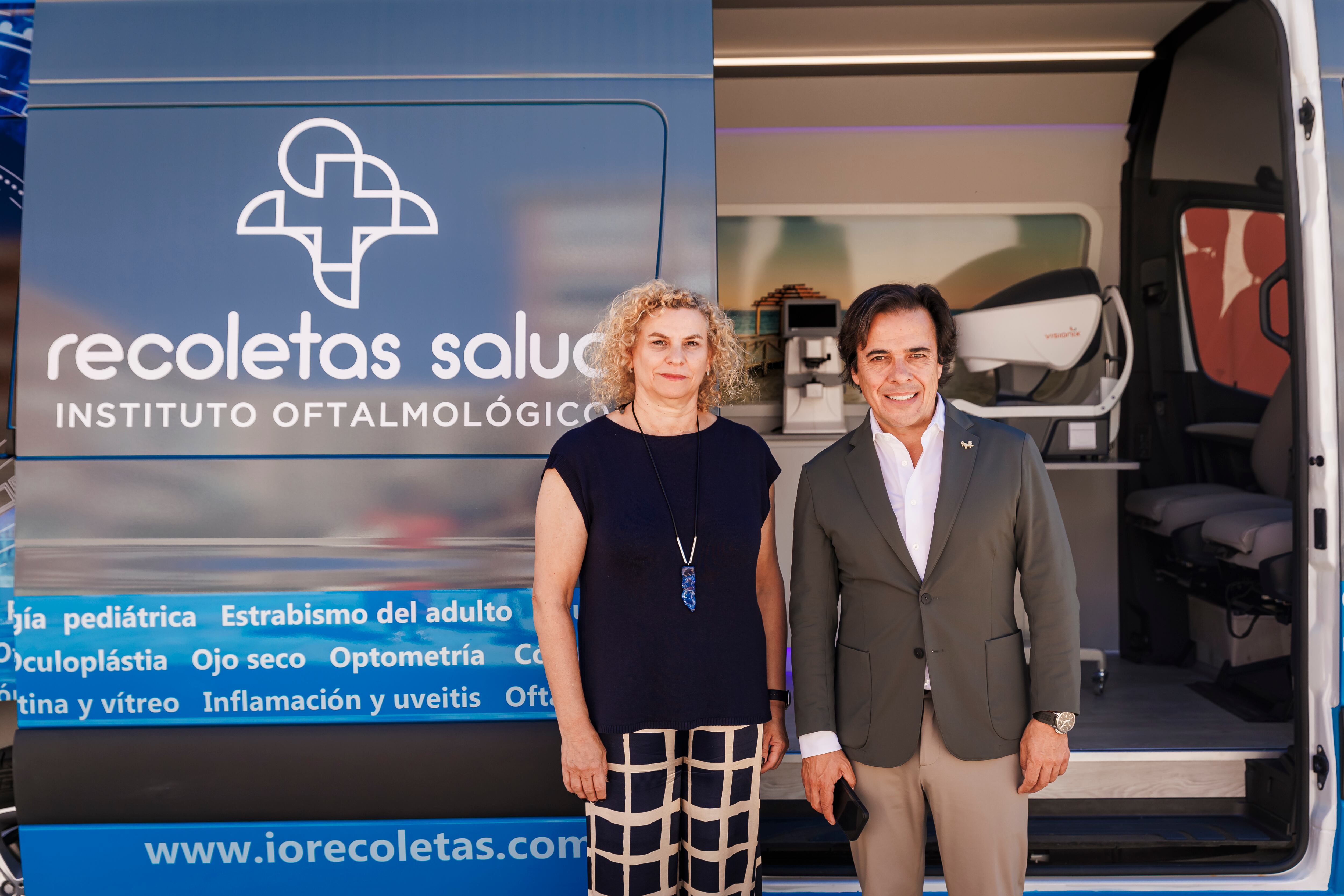 La directora de Recoletas Salud Palencia, Belén Negro y el gerente del Instituto Oftalmológico Recoletas Salud, Javier Moralejo