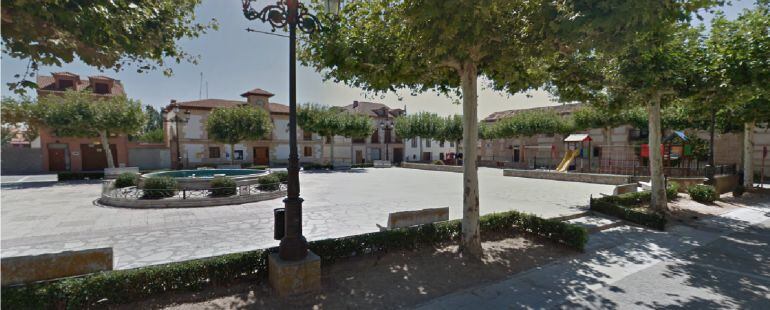 Plaza consistorial de Torrejón del Rey (Guadalajara)