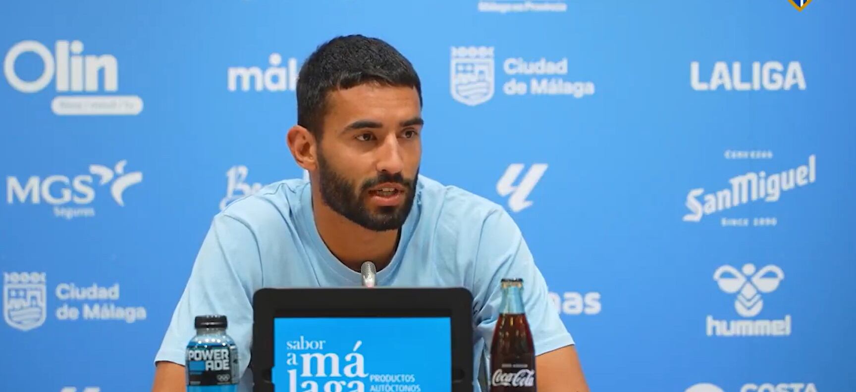 Einar Galilea, en la sala de prensa de La Rosaleda