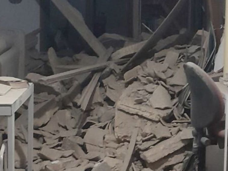 Imagen del interior de la vivienda tras el derrumbe