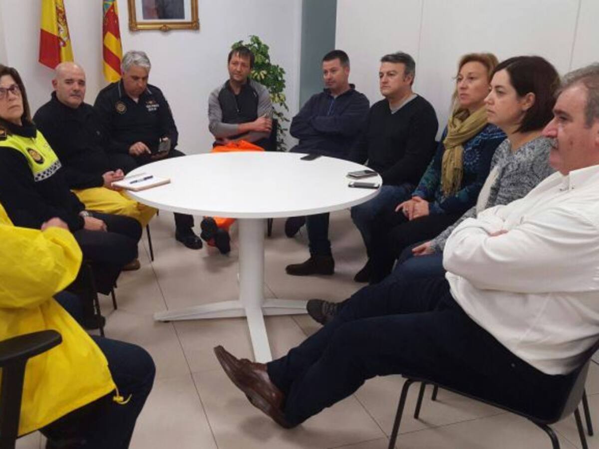 Una veintena de municipios de la Marina Alta suspenden las clases hoy lunes