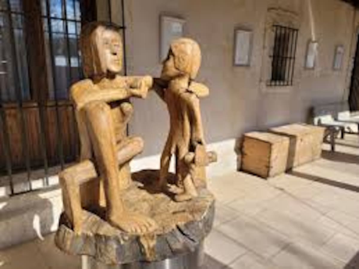 La Casa de Cultura estrena este sábado una exposición de esculturas en madera de Mariano Montero