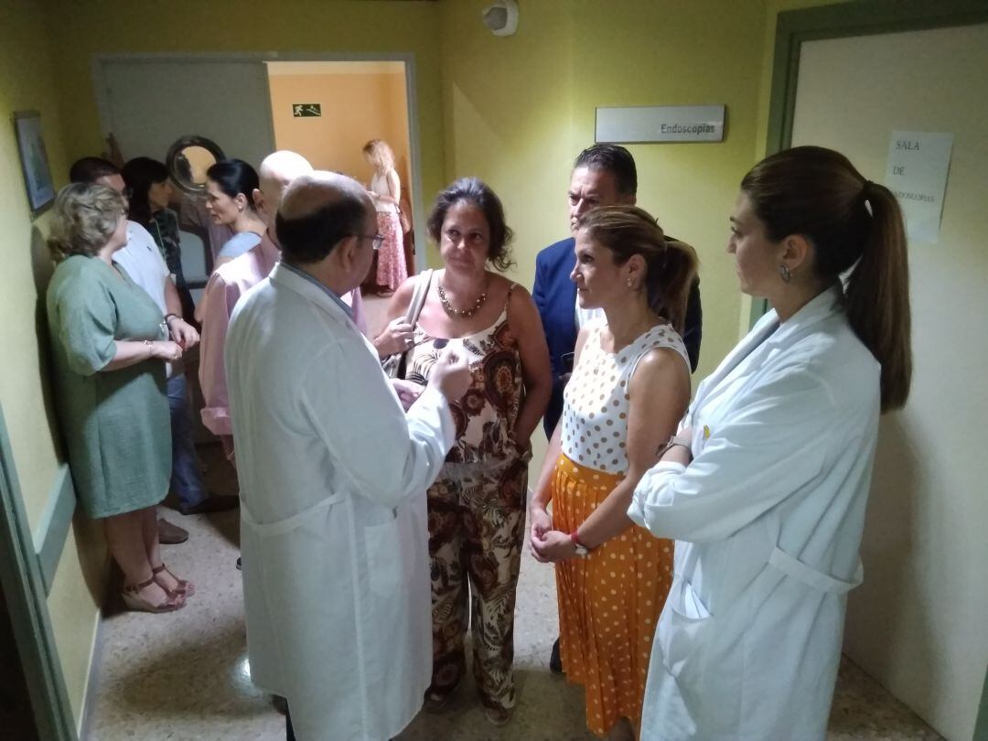Visita de la viceconsejera de Salud y Familias, Catalina García, al Hospital San Agustín.