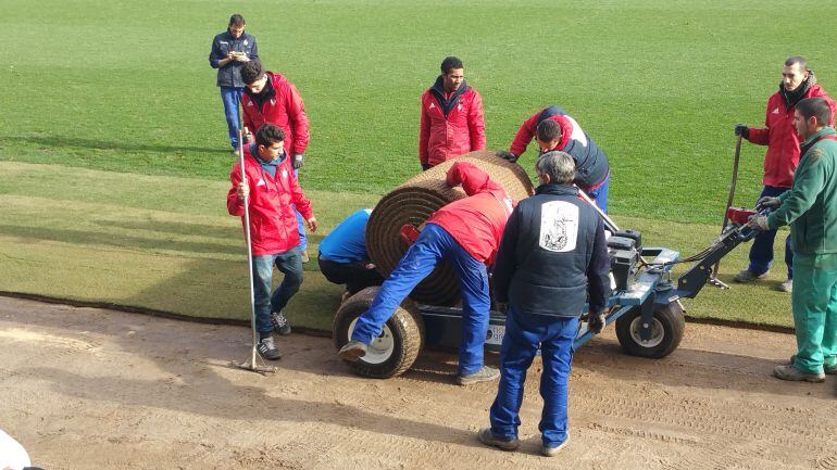 La Ponferradina solventa los problemas en el césped del Toralín