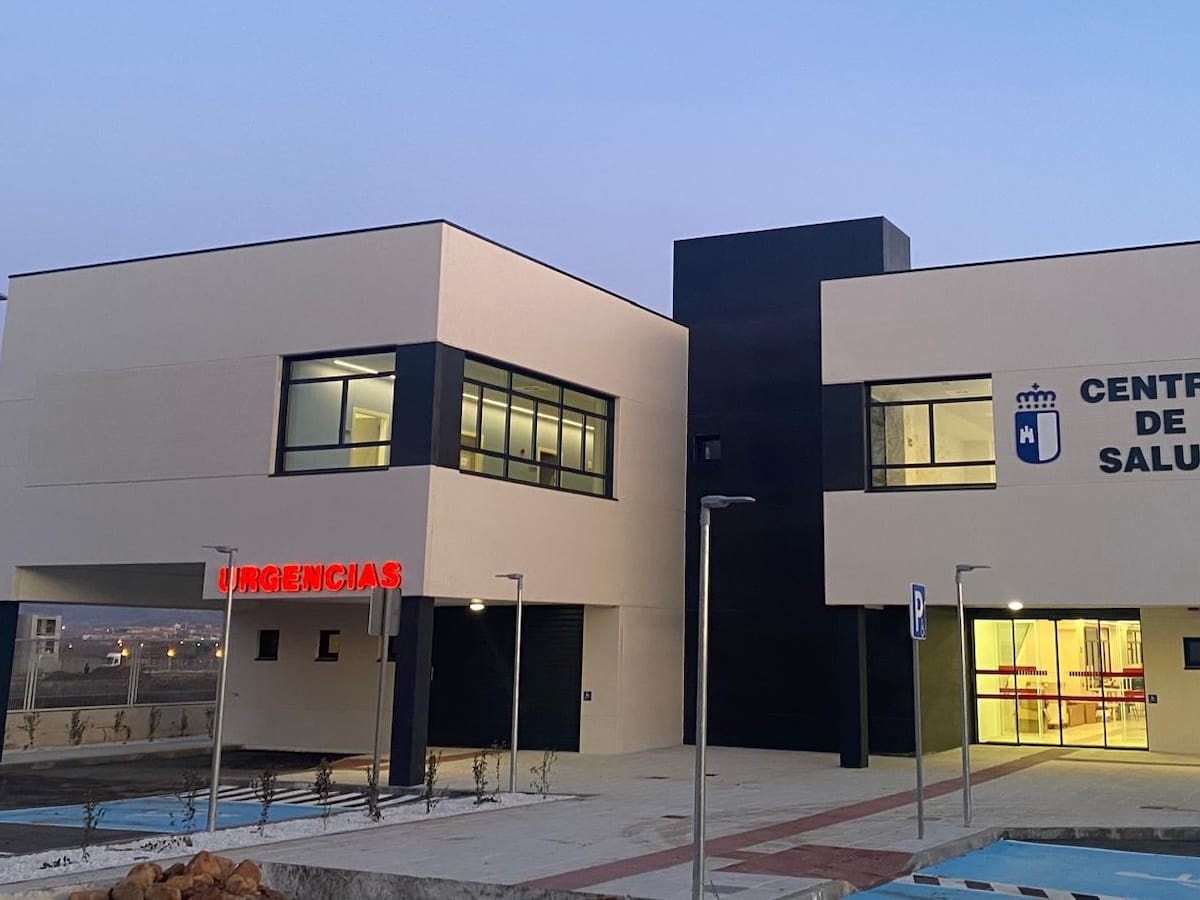 Cabanillas estrena centro de salud, cuartel de policía y supermercado