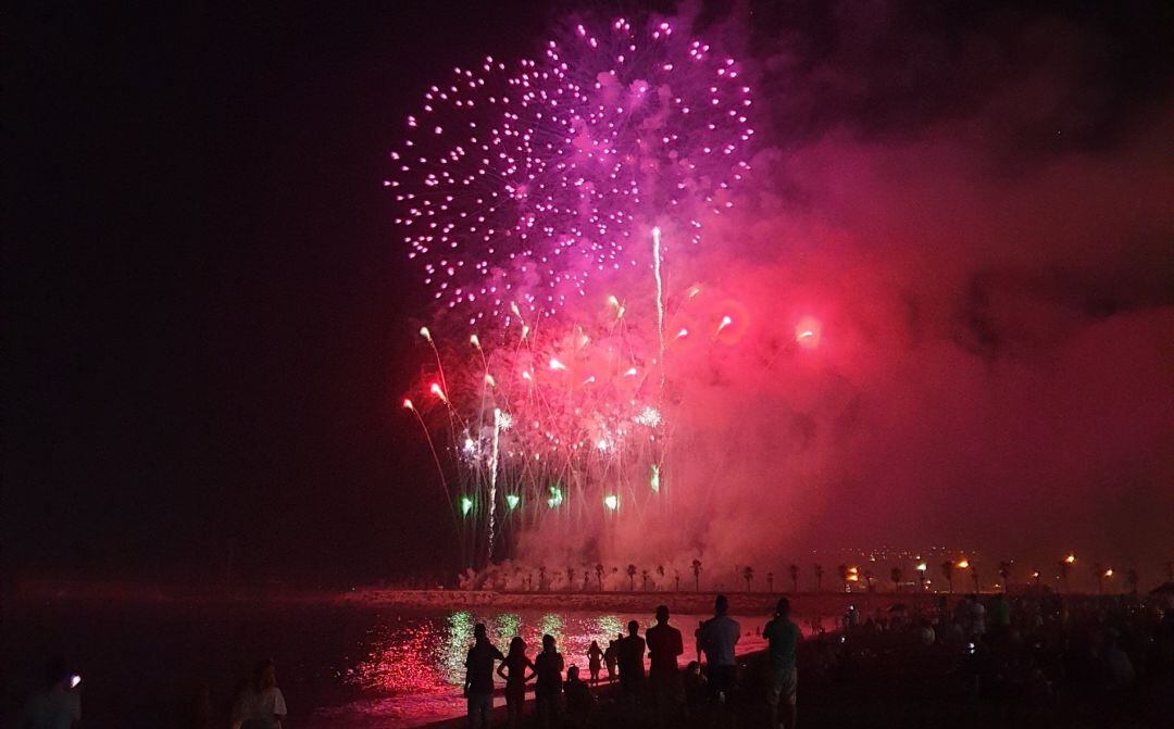 Fuegos artificiales de apertura de la Feria de Agosto de 2019 (Málaga)