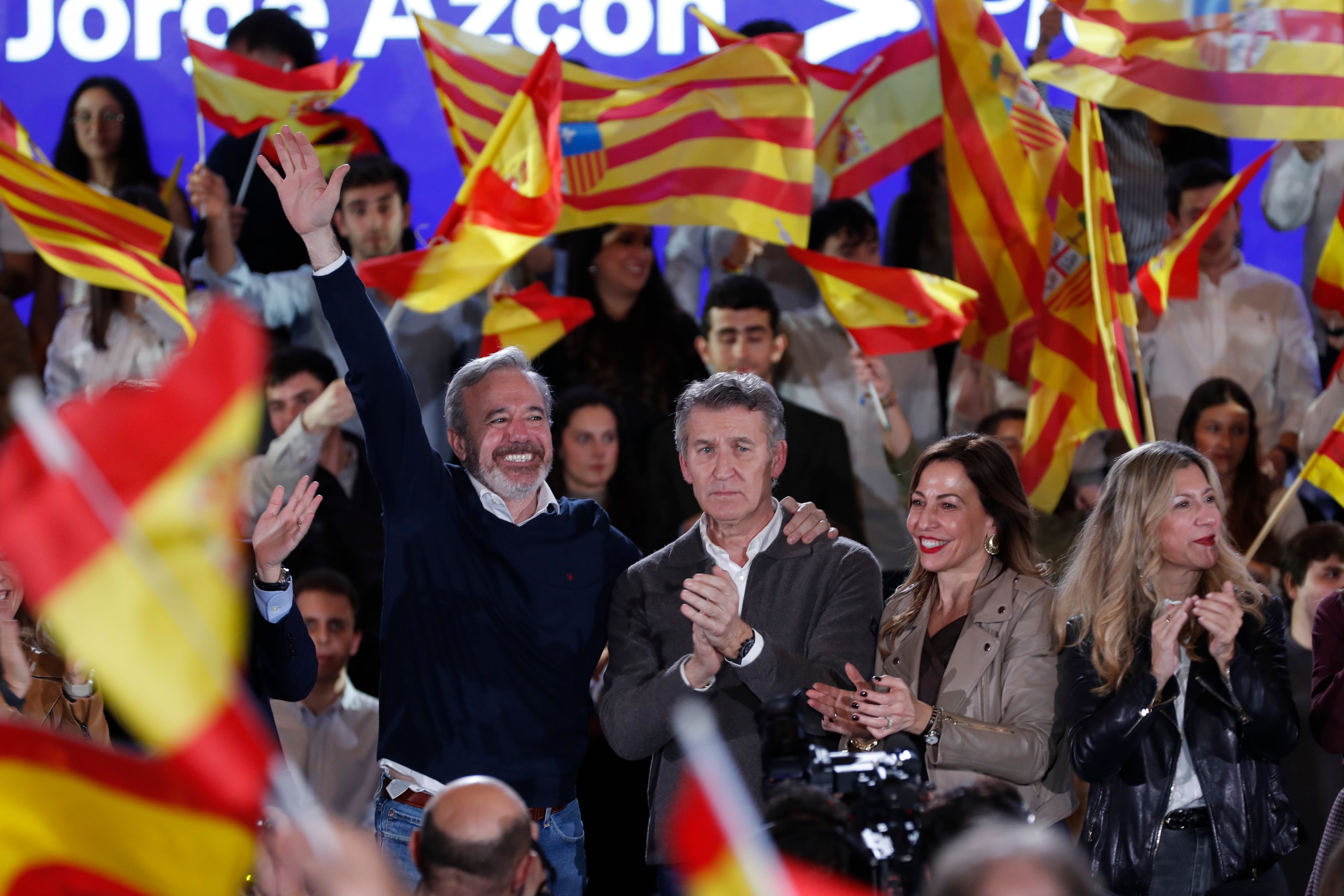 Àngels Barceló advierte a PP y PSOE: "Si no ponen freno a la carrera  desbocada hacia la polarización, gana quien solo tiene como objetivo  erosionar hasta liquidar nuestra democracia" | Hoy por