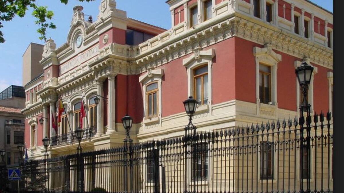 La Diputación encarga un informe a sus técnicos para saber qué ocurre con la recogida selectiva de envases