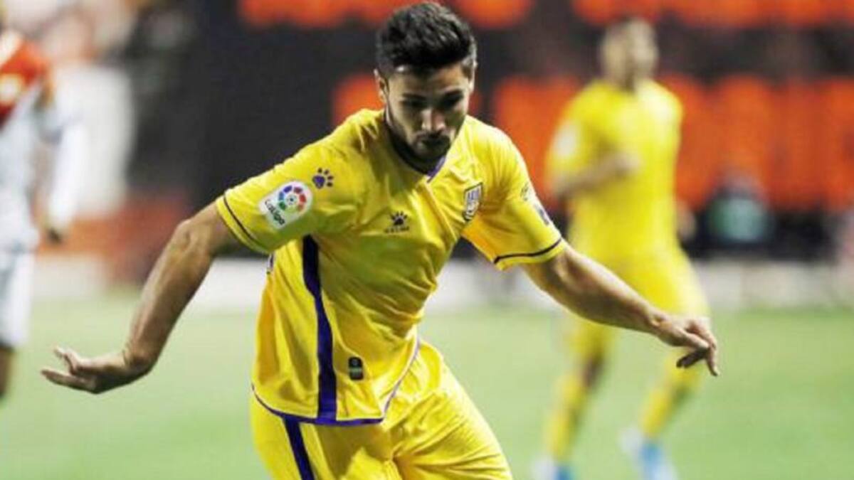 El Deportivo cierra a Rui Costa y busca más pólvora