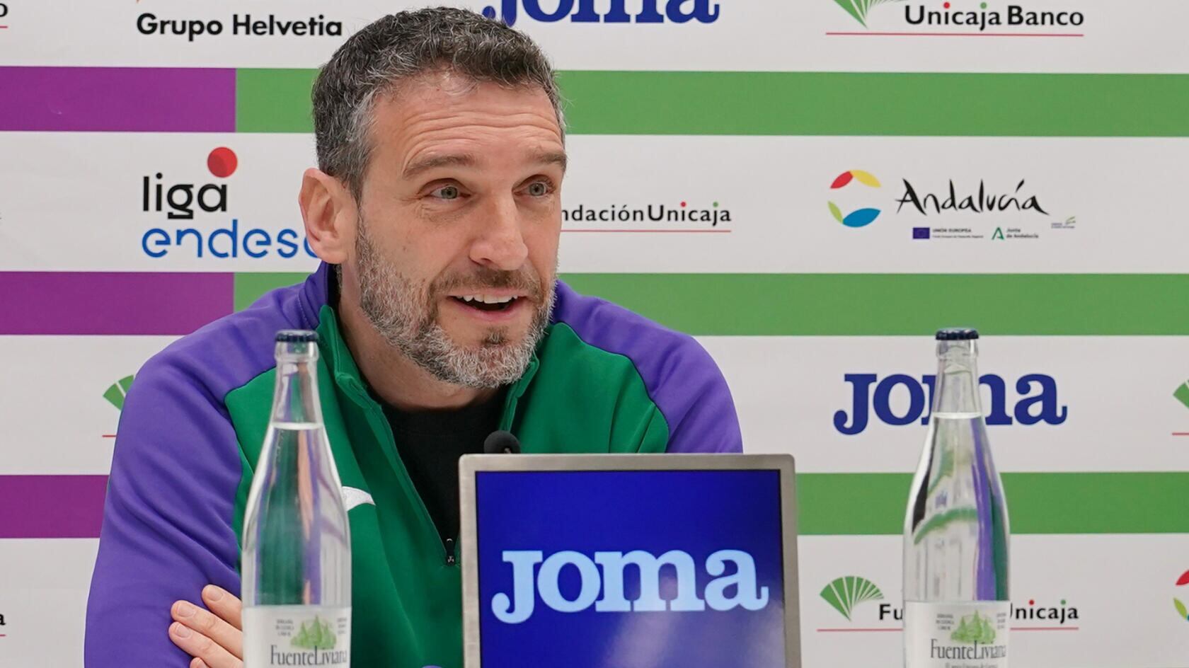 Ibon Navarro, en la sala de prensa del Martín Carpena